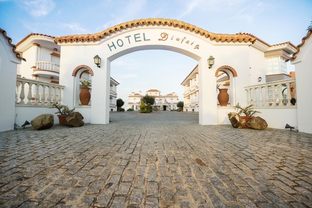 Hotel Diufain Коніль-де-ла-Фронтера Екстер'єр фото
