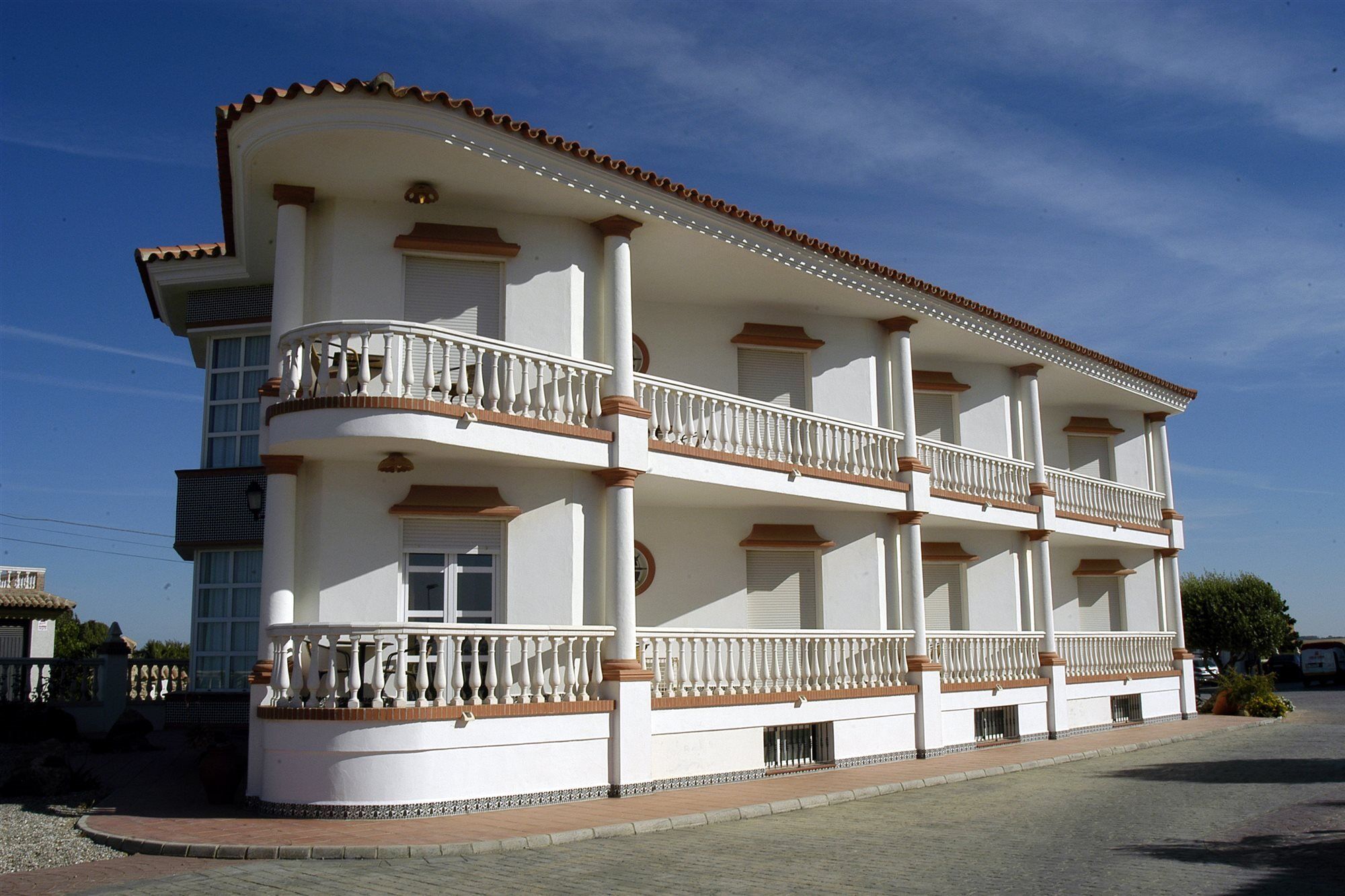 Hotel Diufain Коніль-де-ла-Фронтера Екстер'єр фото